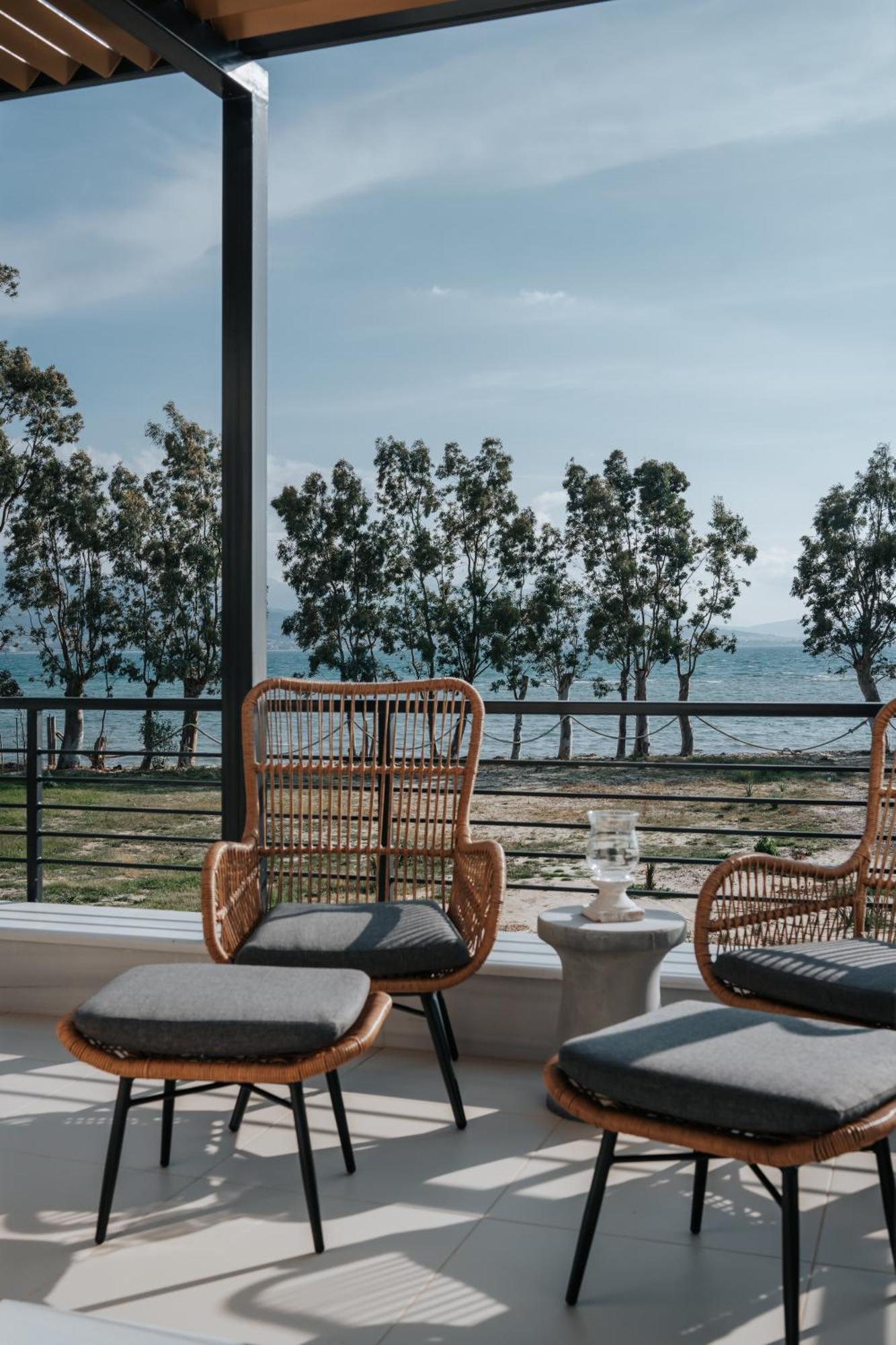 Andírrion Ponte Suites מראה חיצוני תמונה