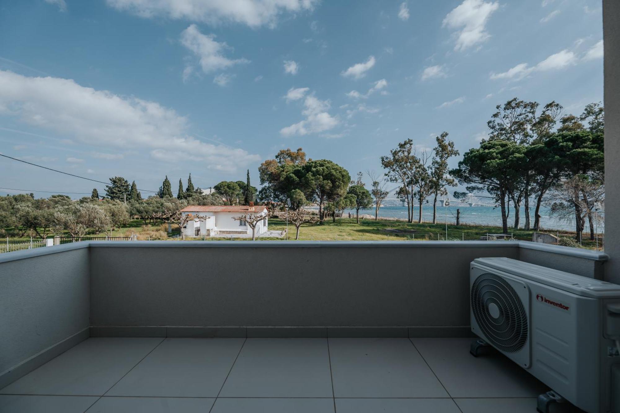 Andírrion Ponte Suites מראה חיצוני תמונה